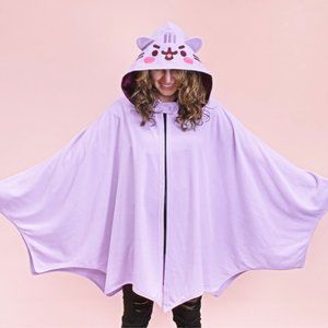 Pusheen Vampurr Cape Fall 2022 Pusheen Box